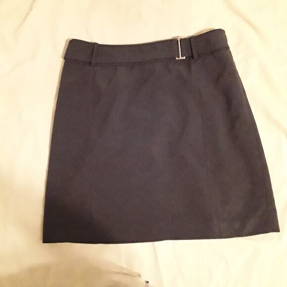 Women's New York & Company charcoal skirt, size 6 - Picture 1 of 3